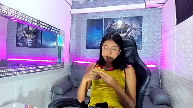 DulceMystery online show from 11-30-25, 08:35