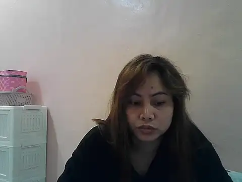 Snapshot of Amarrahlyn chatting on 07-05-26, 10:06 Amarrahlyn online show from 07-05-26, 10:06