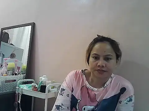 Snapshot of Amarrahlyn chatting on 07-07-26, 07:23 Amarrahlyn online show from 07-07-26, 07:23