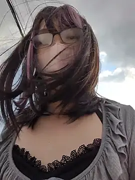 takusaki223 online show from 10-28-25, 03:54