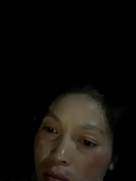 Snapshot of Halyy_xx chatting on 11-06-25, 01:45 Halyy xx online show from 11-06-25, 01:45