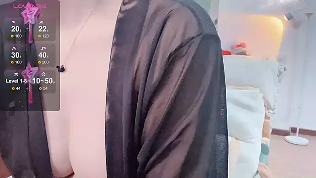 Snapshot of nuan-nuan- chatting on 03-02-26, 09:43 nuan-nuan- online show from 03-02-26, 09:43