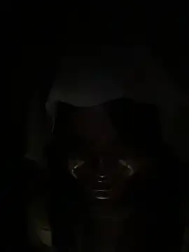 Snapshot of AZ37866 chatting on 10-31-25, 05:03 AZ37866 online show from 10-31-25, 05:03