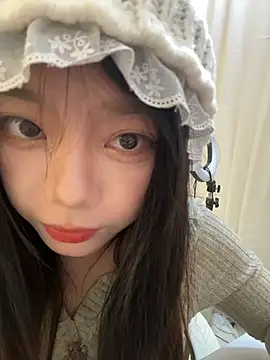 Snapshot of AZ37866 chatting on 11-12-25, 01:50 AZ37866 online show from 11-12-25, 01:50