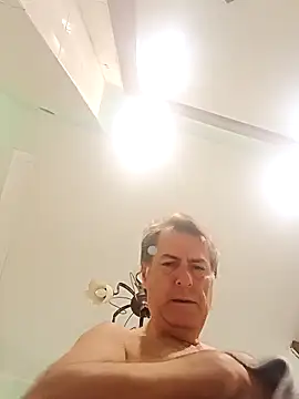 Snapshot of sayeaprayer65 chatting on 10-17-25, 03:31 sayeaprayer65 online show from 10-17-25, 03:31