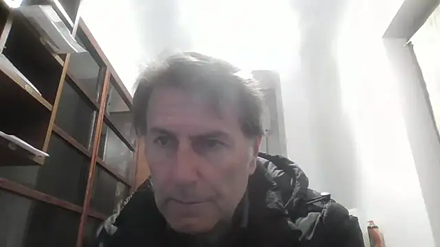 Snapshot of sayeaprayer65 chatting on 10-21-25, 05:30 sayeaprayer65 online show from 10-21-25, 05:30