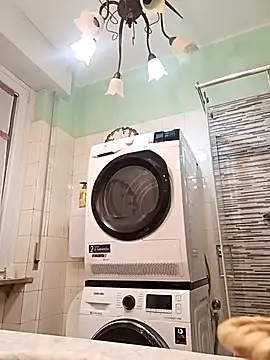 Snapshot of sayeaprayer65 chatting on 10-23-25, 03:28 sayeaprayer65 online show from 10-23-25, 03:28