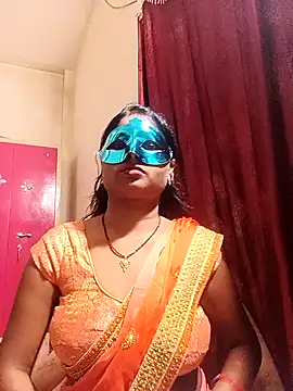 Snapshot of Sexy-sangita123 chatting on 10-05-25, 05:50 Sexy-sangita123 online show from 10-05-25, 05:50