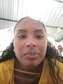 Snapshot of _Canella_ chatting on 09-27-25, 02:38 Canella online show from 09-27-25, 02:38