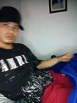 Snapshot of curvahot chatting on 09-20-25, 04:30 curvahot online show from 09-20-25, 04:30