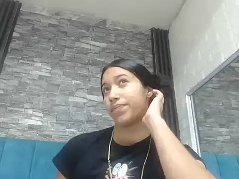 Lil Rose2006 online show from 10-11-25, 12:04