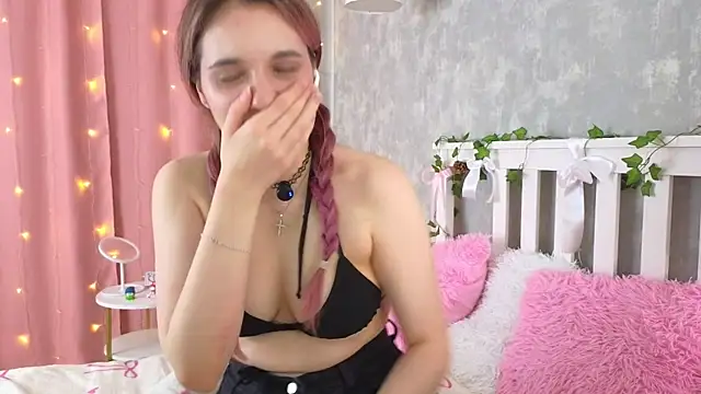 vivyboo111 online show from 05-11-26, 07:33