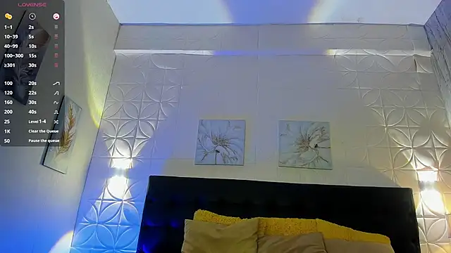 Snapshot of EmillyLim chatting on 11-13-25, 08:08 EmillyLim online show from 11-13-25, 08:08