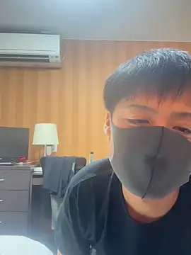 Snapshot of Ryudasu121314 chatting on 09-24-25, 11:35 Ryudasu121314 online show from 09-24-25, 11:35