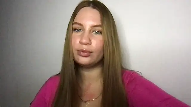 goodgirl2332 online show from 09-25-25, 08:23