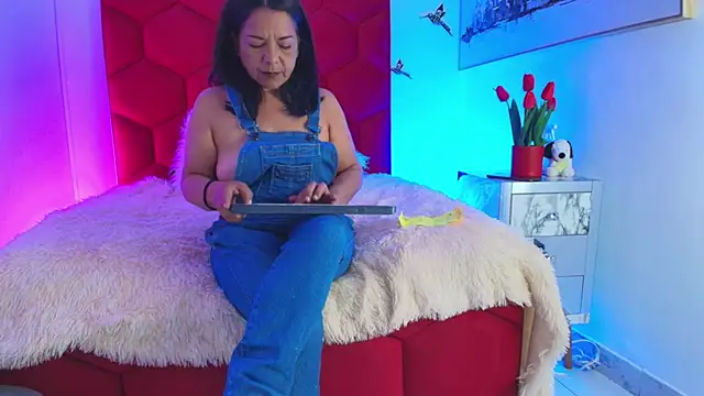 Snapshot of EvaGoddess_ chatting on 01-13-26, 06:57 EvaGoddess online show from 01-13-26, 06:57