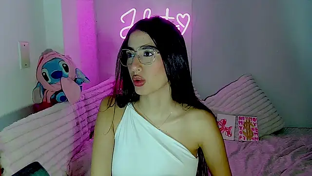 Julieta Duque online show from 09-27-25, 03:55