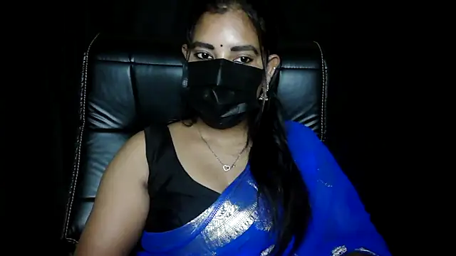 Snapshot of Anusree-Sexy chatting on 06-22-26, 05:32 Anusree-Sexy online show from 06-22-26, 05:32