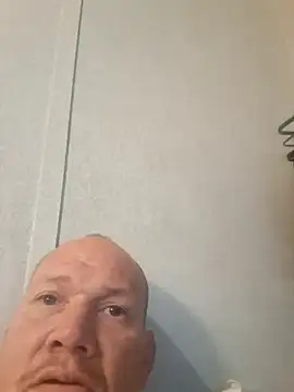 Snapshot of 1smallcock4u chatting on 07-18-26, 01:26 1smallcock4u online show from 07-18-26, 01:26