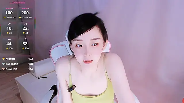 Snapshot of Niannian- chatting on 07-26-26, 07:54 Niannian- online show from 07-26-26, 07:54