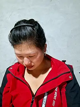 diamond-- online show from 10-25-25, 01:18