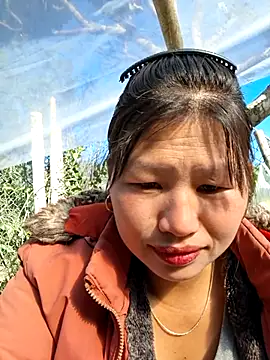 diamond-- online show from 11-28-25, 02:14