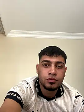 Snapshot of astoperaa chatting on 09-20-25, 01:45 astoperaa online show from 09-20-25, 01:45