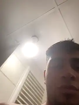 Snapshot of astoperaa chatting on 09-23-25, 05:27 astoperaa online show from 09-23-25, 05:27