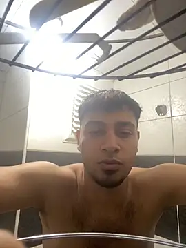 Snapshot of astoperaa chatting on 11-20-25, 07:35 astoperaa online show from 11-20-25, 07:35