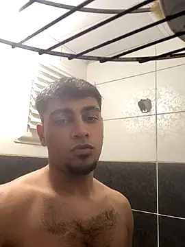 Snapshot of astoperaa chatting on 12-15-25, 07:18 astoperaa online show from 12-15-25, 07:18