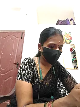 Snapshot of Tamil_Yalini12 chatting on 04-25-26, 05:43 Tamil Yalini12 online show from 04-25-26, 05:43