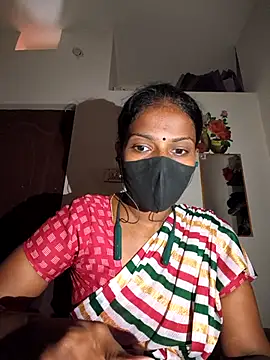 Snapshot of Tamil_Yalini12 chatting on 04-27-26, 04:21 Tamil Yalini12 online show from 04-27-26, 04:21
