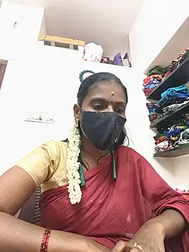 Snapshot of Tamil_Yalini12 chatting on 05-16-26, 04:17 Tamil Yalini12 online show from 05-16-26, 04:17