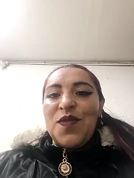 Snapshot of Alisson_Stonee chatting on 05-06-26, 01:47 Alisson Stonee online show from 05-06-26, 01:47