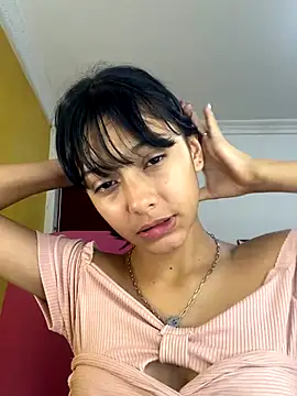 xoxo milk online show from 12-14-25, 04:01