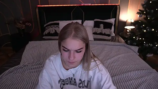 AlinaLiii online show from 01-12-26, 03:01