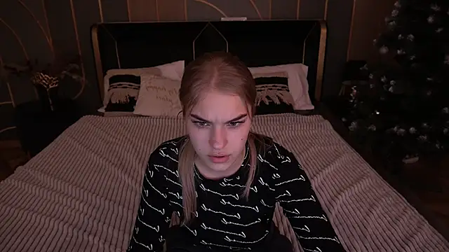 AlinaLiii online show from 01-14-26, 06:41