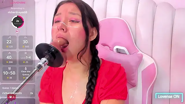 Snapshot of mia_celezte chatting on 11-08-25, 12:05 mia celezte online show from 11-08-25, 12:05