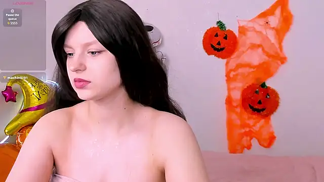 AishaAysitt online show from 10-26-25, 03:23