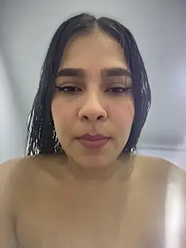 Snapshot of Valery_lux16 chatting on 05-03-26, 08:04 Valery lux16 online show from 05-03-26, 08:04