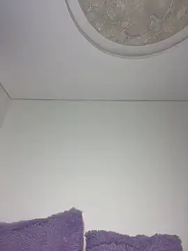 Snapshot of Innerpeace_ chatting on 10-25-25, 09:42 Innerpeace online show from 10-25-25, 09:42