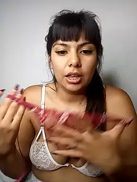 Snapshot of Bulma04 chatting on 11-29-25, 02:58 Bulma04 online show from 11-29-25, 02:58