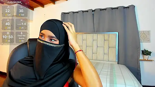 kalila latif online show from 11-23-25, 03:17