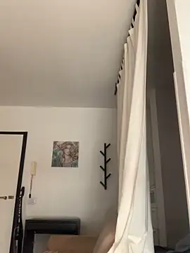 Snapshot of alessiobaz chatting on 01-07-26, 10:51 alessiobaz online show from 01-07-26, 10:51