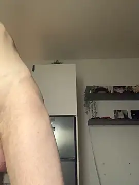 Snapshot of alessiobaz chatting on 02-21-26, 09:27 alessiobaz online show from 02-21-26, 09:27