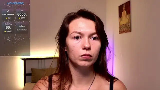 EllaCanny online show from 10-18-25, 05:43