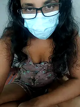 Snapshot of sexybolegirl chatting on 10-25-25, 05:51 sexybolegirl online show from 10-25-25, 05:51