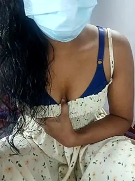 Snapshot of sexybolegirl chatting on 11-25-25, 05:13 sexybolegirl online show from 11-25-25, 05:13