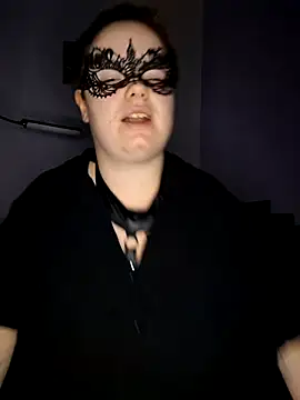 Snapshot of Katy2323 chatting on 10-13-25, 07:14 Katy2323 online show from 10-13-25, 07:14