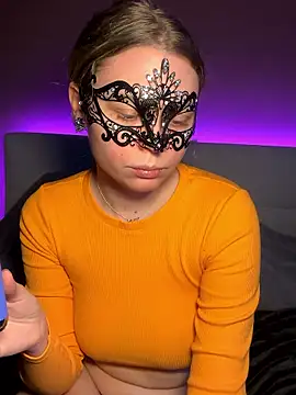 Snapshot of Cherrycolada chatting on 01-14-26, 01:06 Cherrycolada online show from 01-14-26, 01:06